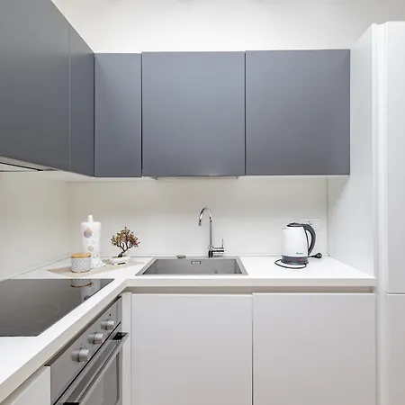 Apartamento Flo Suite Five 5