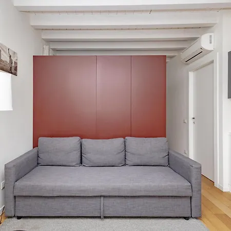 Apartamento Flo Suite Five 5 *